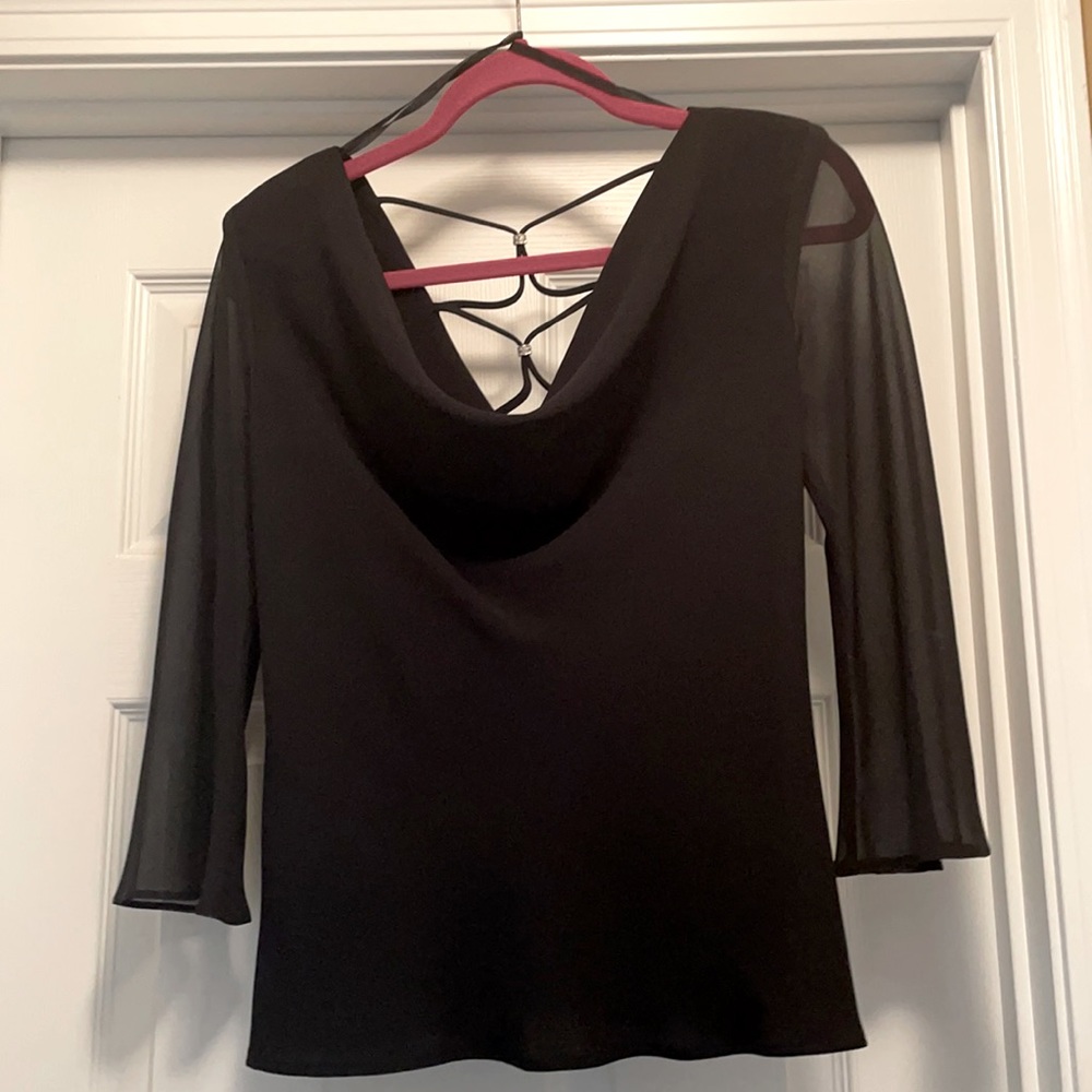 Dressy women’s shirt just in time for the parties!